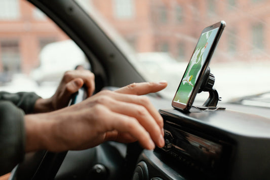 Top 5 Car Phone Holders and Chargers from US Auto